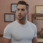 Dustin Milligan 05.gif