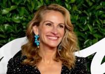 julia-roberts-apple-tv-plus-the-last-thing-he-told-me.jpg