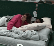 giphy (16).gif